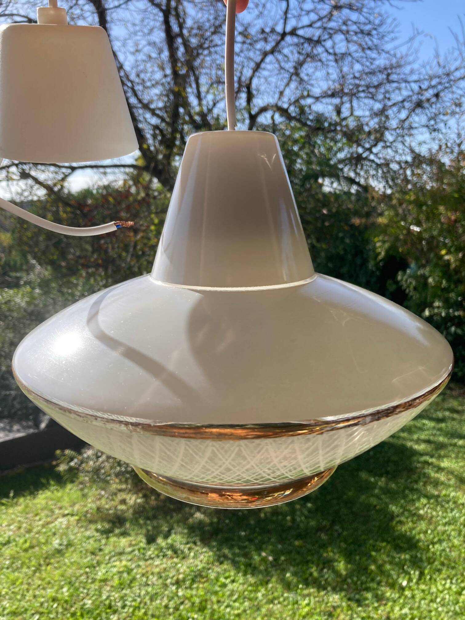 Space Age saucer pendant light, 1950s chandelier, in white and gold glass