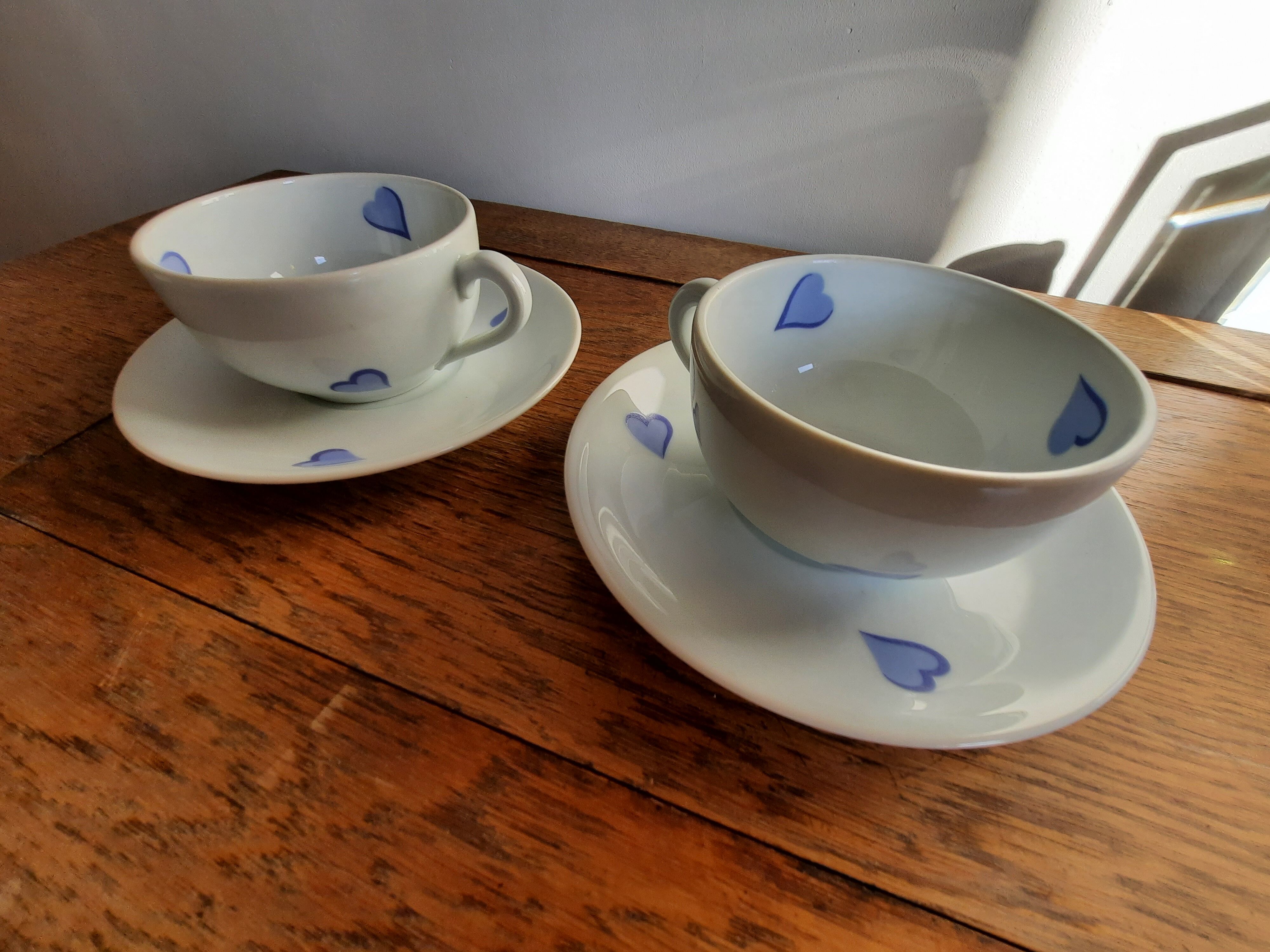 Pair of cups D. Porthault Limoges