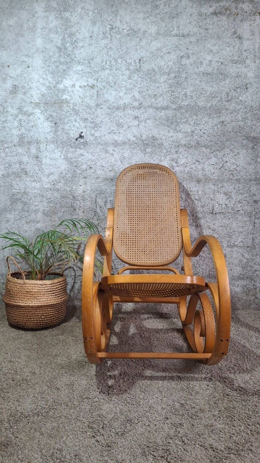 Rocking-chair style Thonet hêtre courbé & cannage – années 60