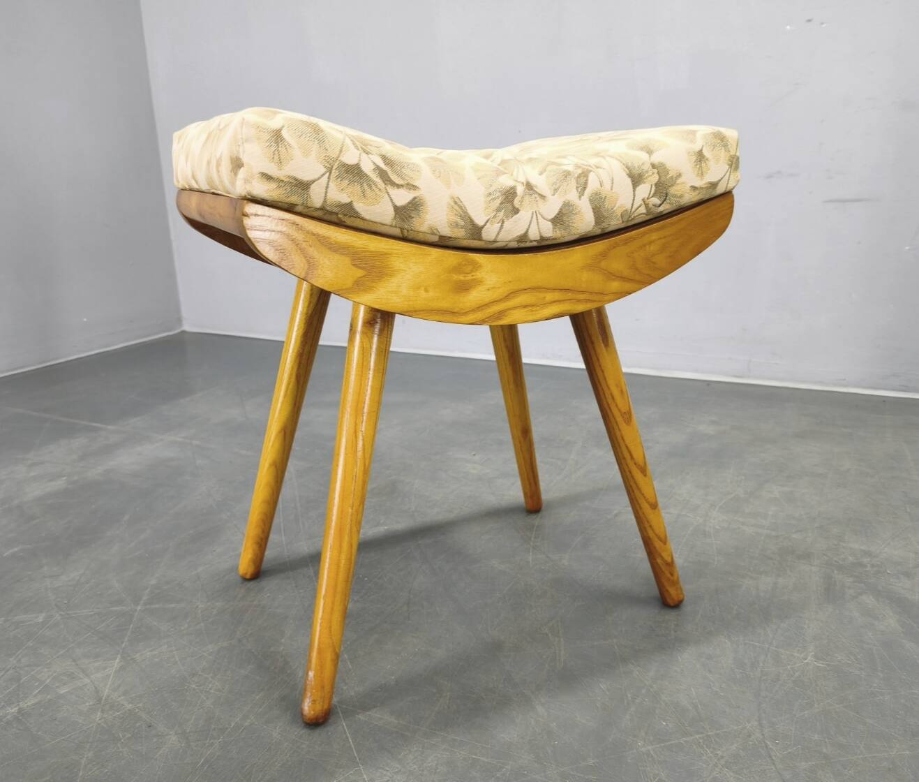 Pair of Mid-Century Maple Footstools, Czechoslovakia 1960s