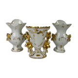 Ensemble de vases en vieux Paris