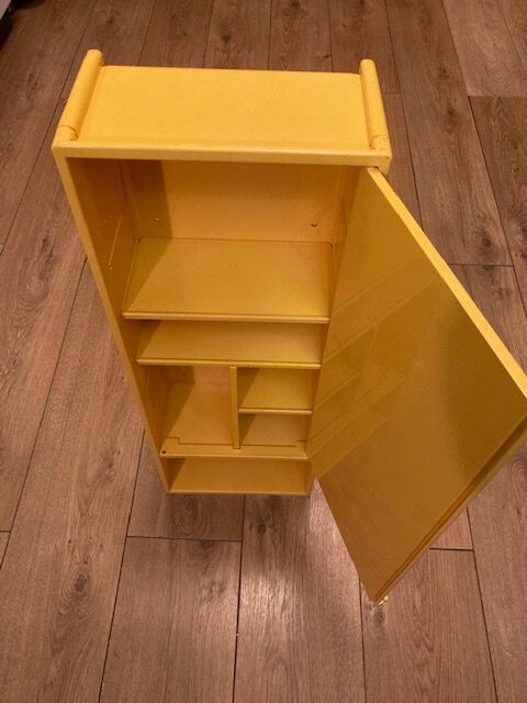 60s plastic toilet