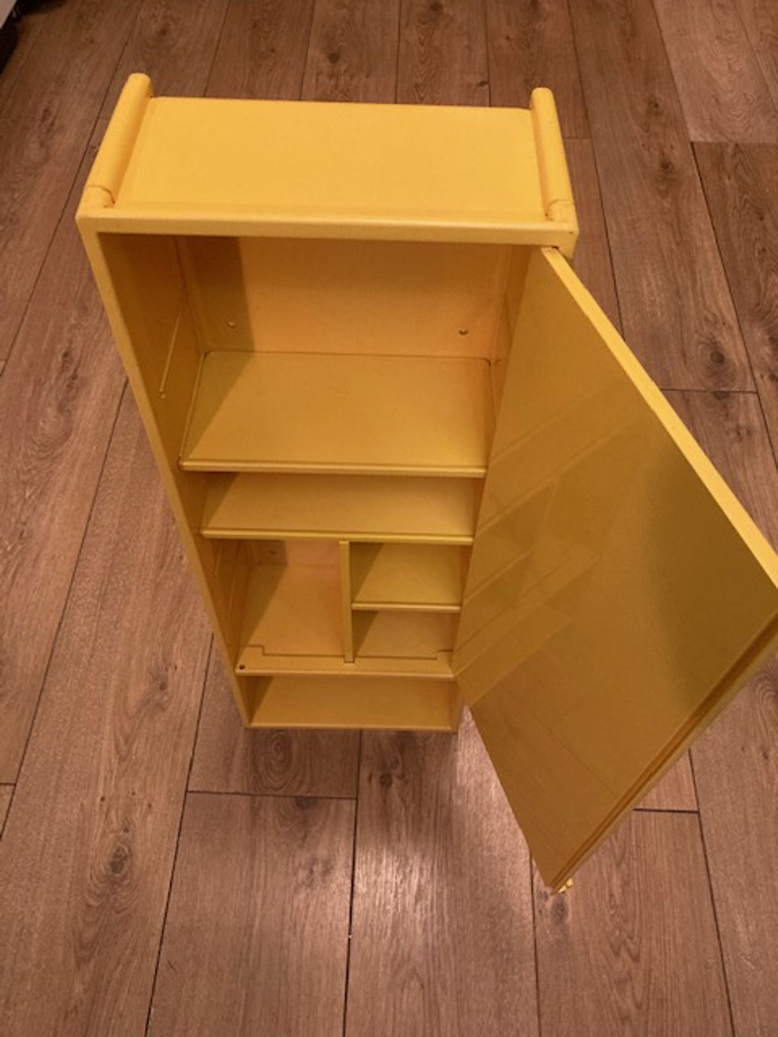 60s plastic toilet