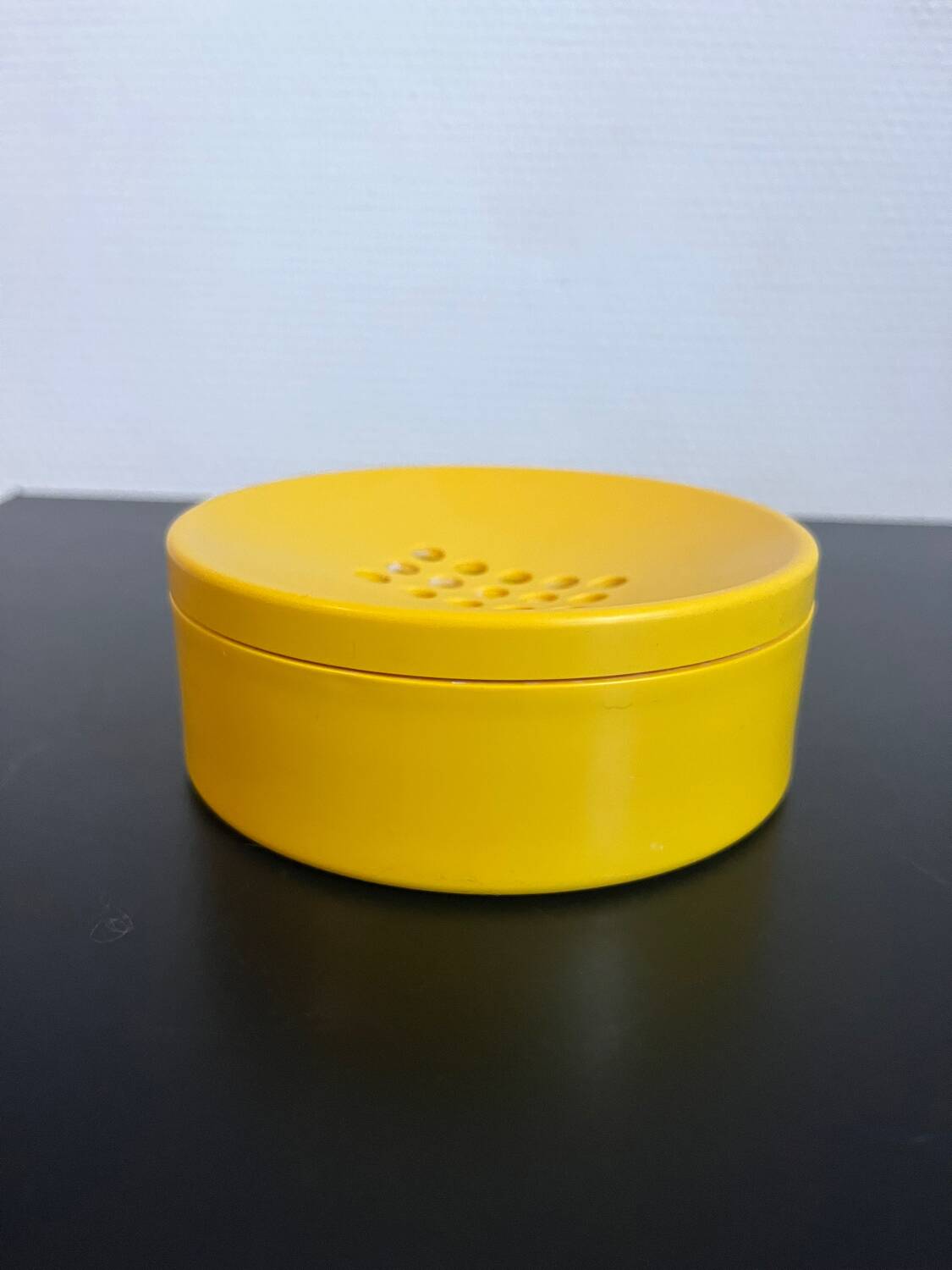 Makio Hasuike soap dish for Gedy Italy