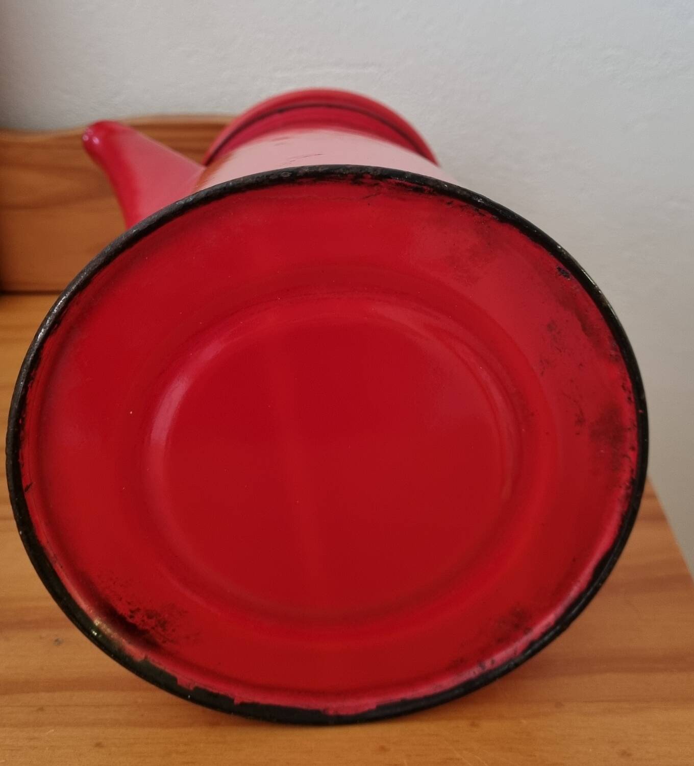 Théière émaillée chez brocante en ligne