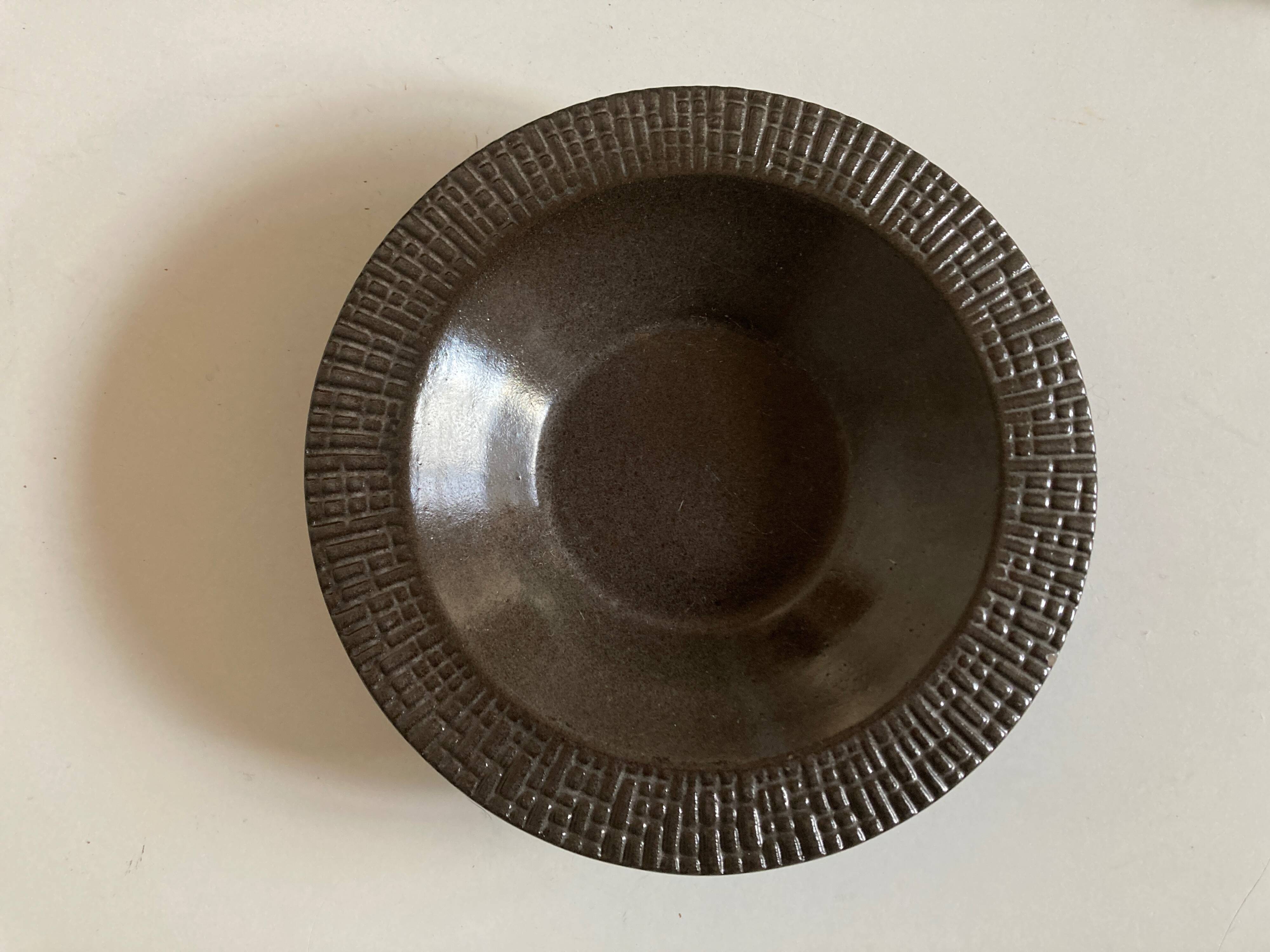 Scandinavian ceramic 1959 incised empty pocket Sweden EU Upsala Ekeby