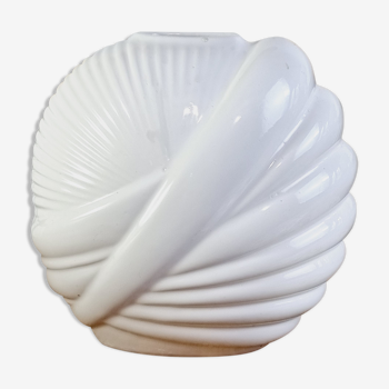 Vase ovale effet drapé