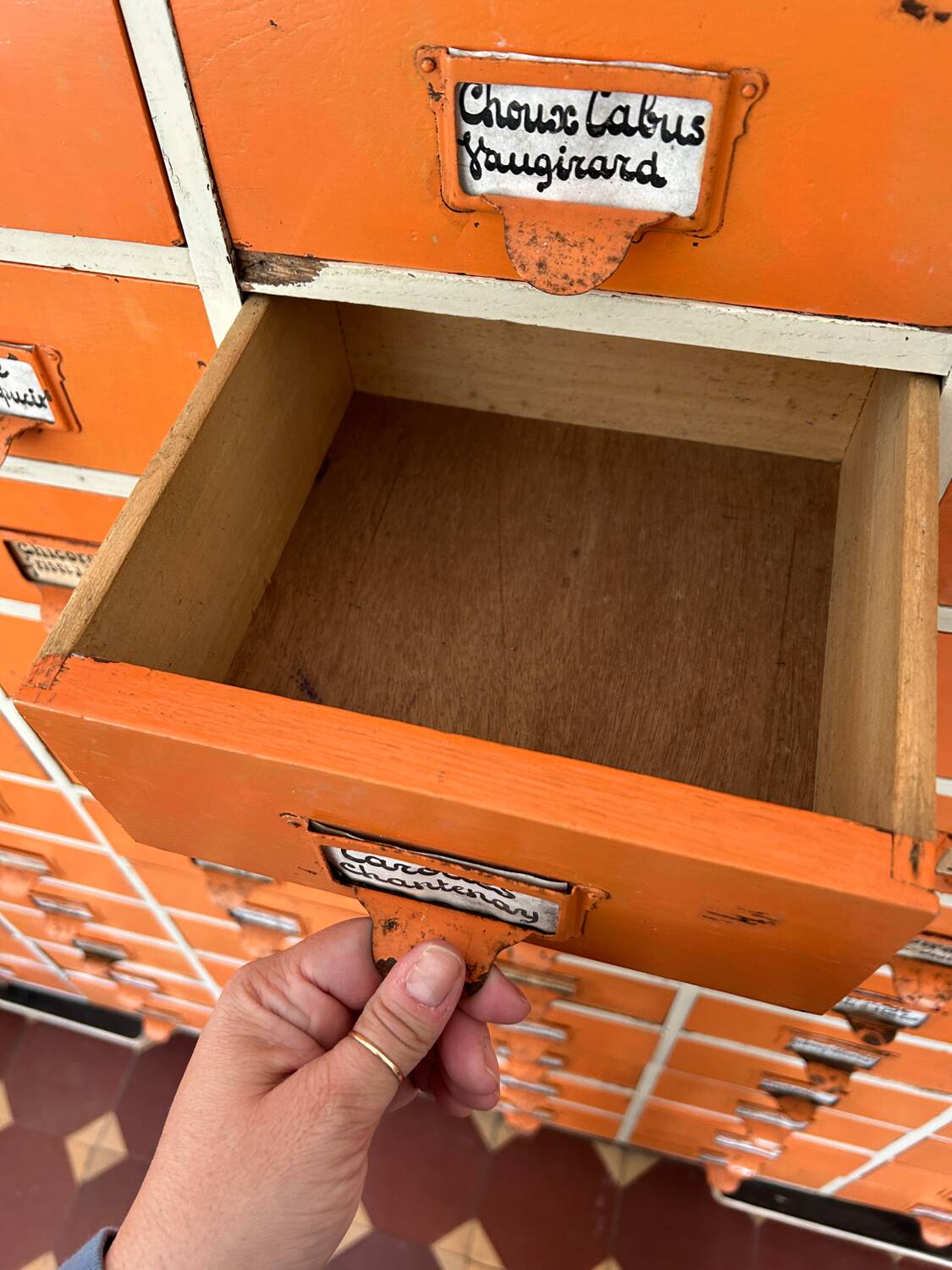 Seed trade furniture