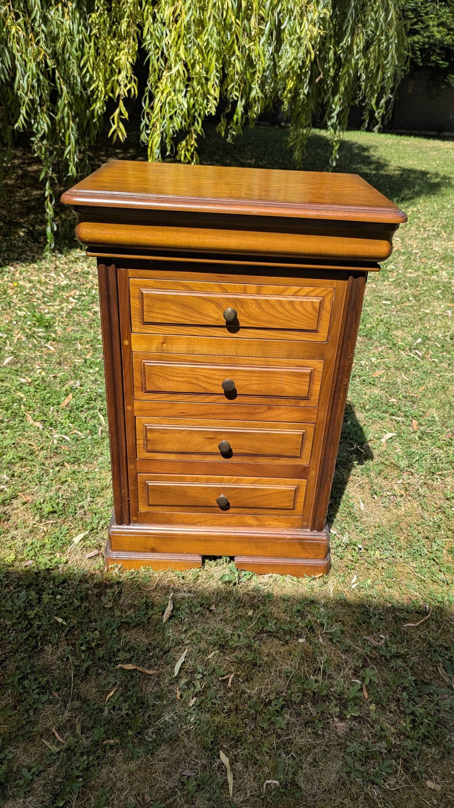 Wooden Louis Philippe style chest of drawers – 4 drawers