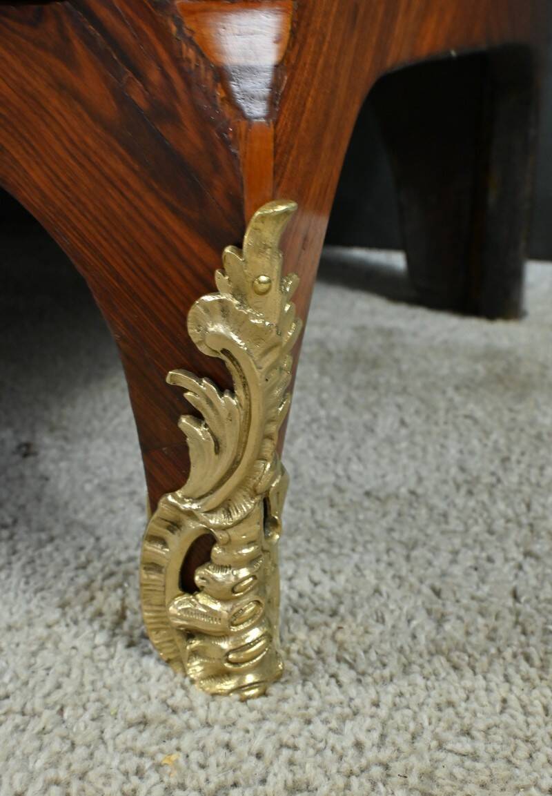 Precious wood secretary, Louis XV – Late 18th century