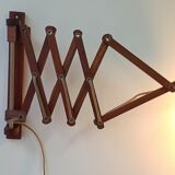 Accordion wall lamp luminaire
