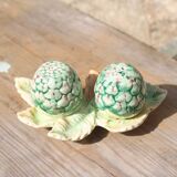 Salt & pepper set in slip – artichokes on leaf tray