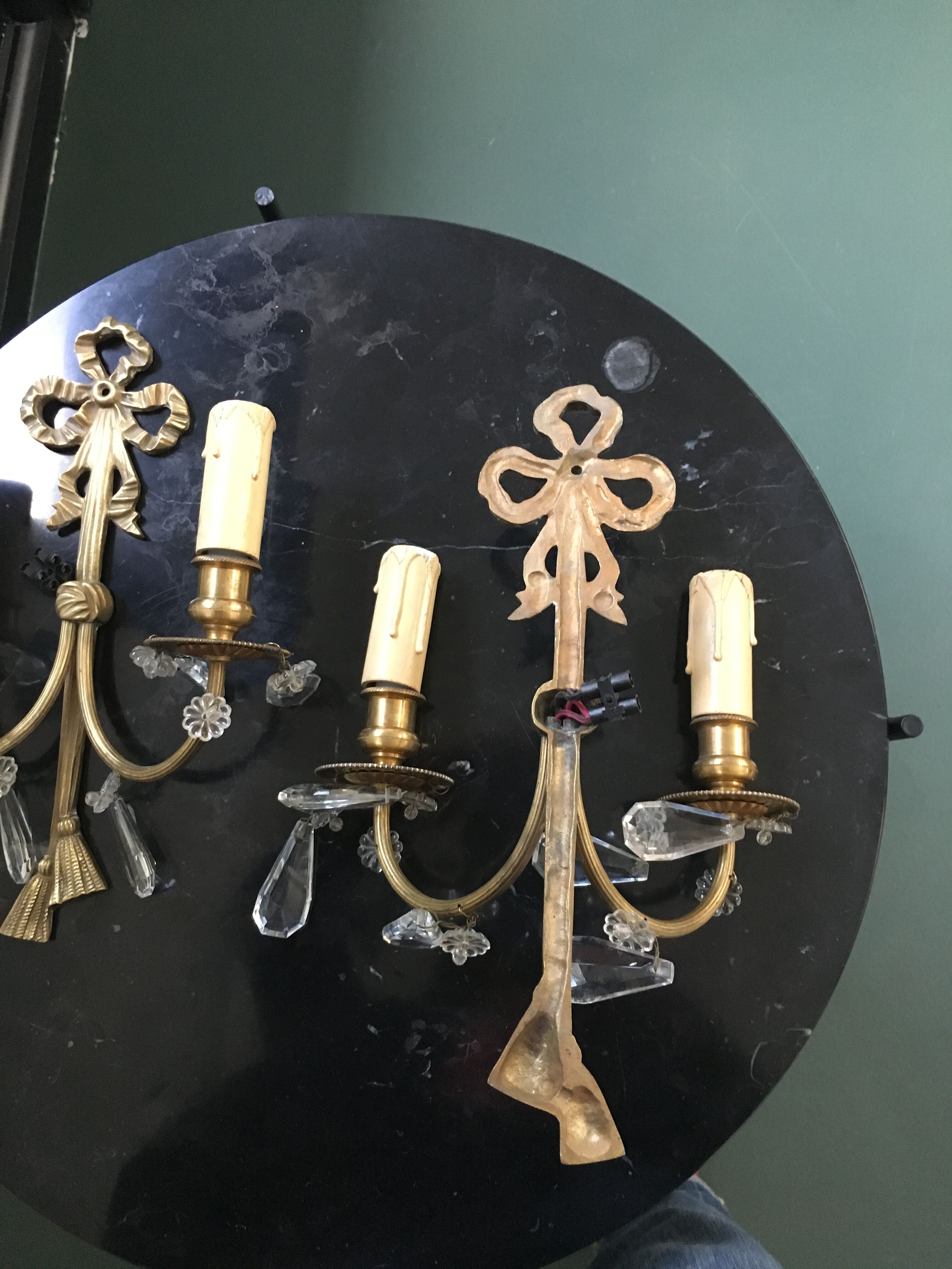 Paire d'appliques en bronze et pampilles