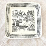 Square plate Arabia Finland Emilia series 1959 designer Raija Uosikkinen