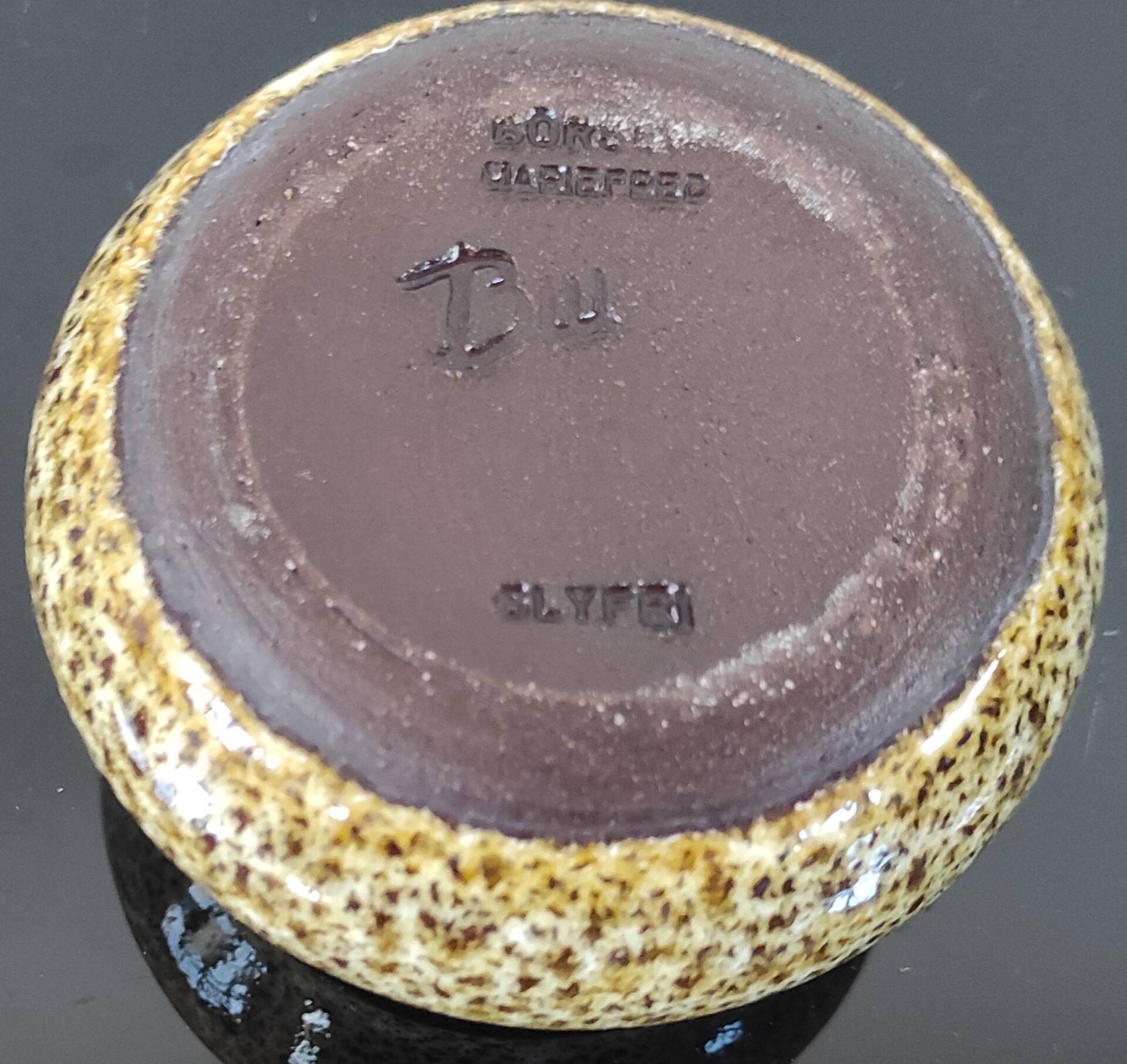 Petit pot vintage en grès émaillé scandinave