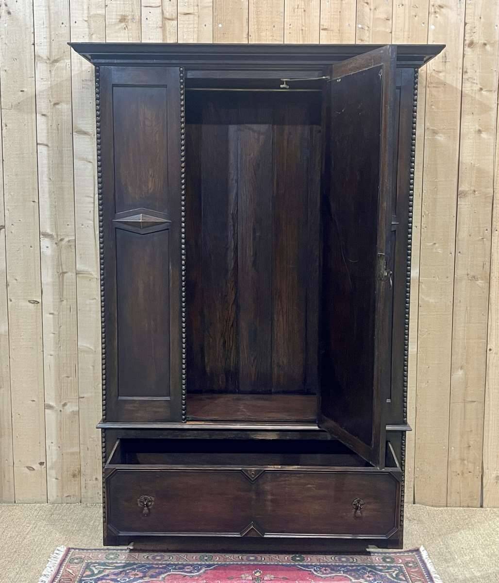 English oak wardrobe from the beginning of the 20th century - Dismantable into 3 parts