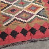 Kilim rug in jute and cotton. 150cm x 240cm