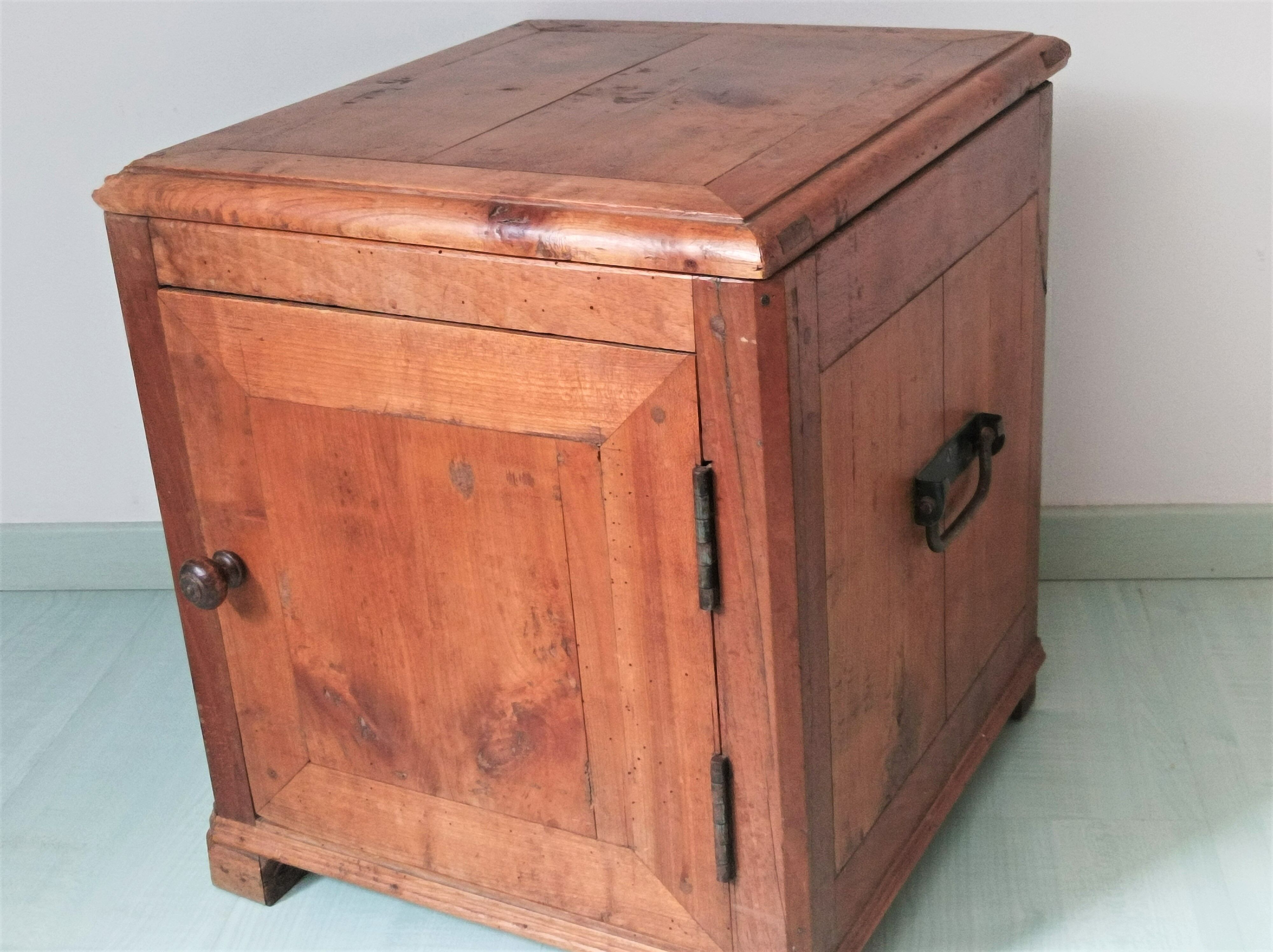 Small solid oak chest