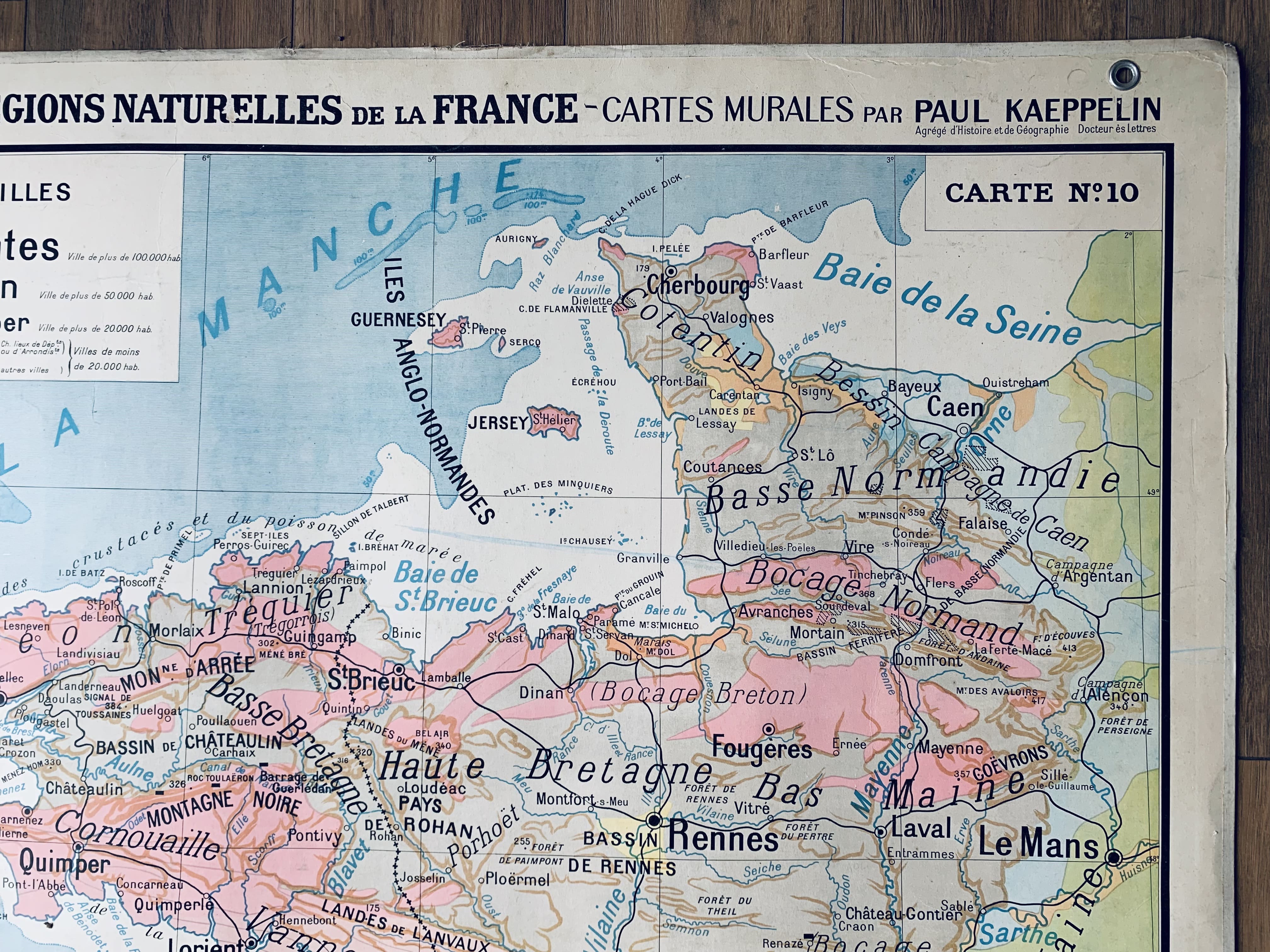 Map n°10 "Brittany and Vendée" by P. Kaeppelin and P. Deffontaines