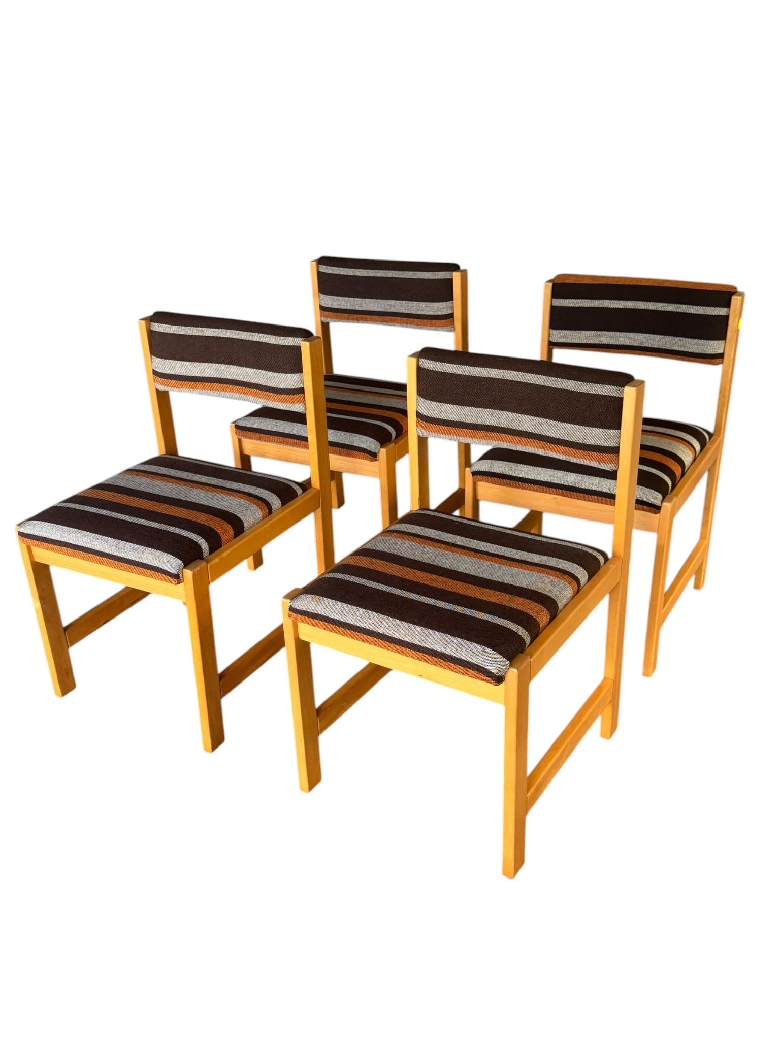 Set of 4 Scandinavian Dining Chairs