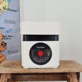 Vintage terraillon scale