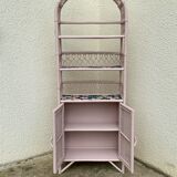 Étagère en rotin rose poudrée