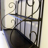 Wall-mounted or table-mounted wrought iron shelf