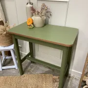 Mado side table