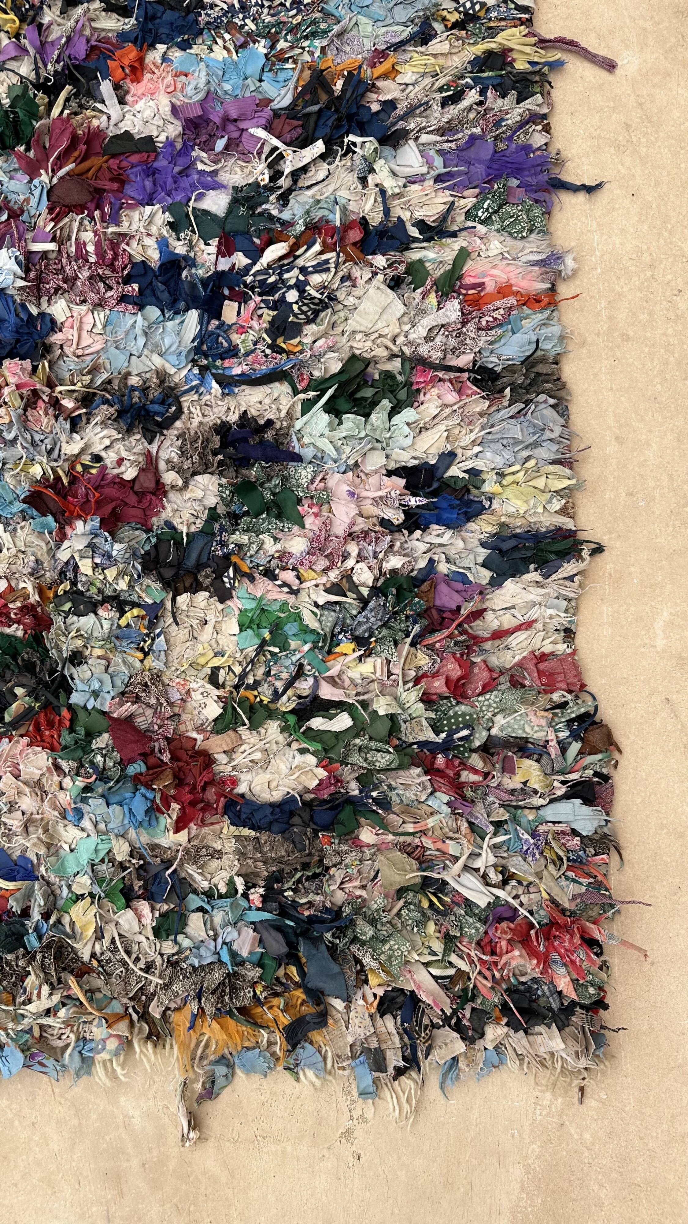 Moroccan Carpet - 103 x 256 cm