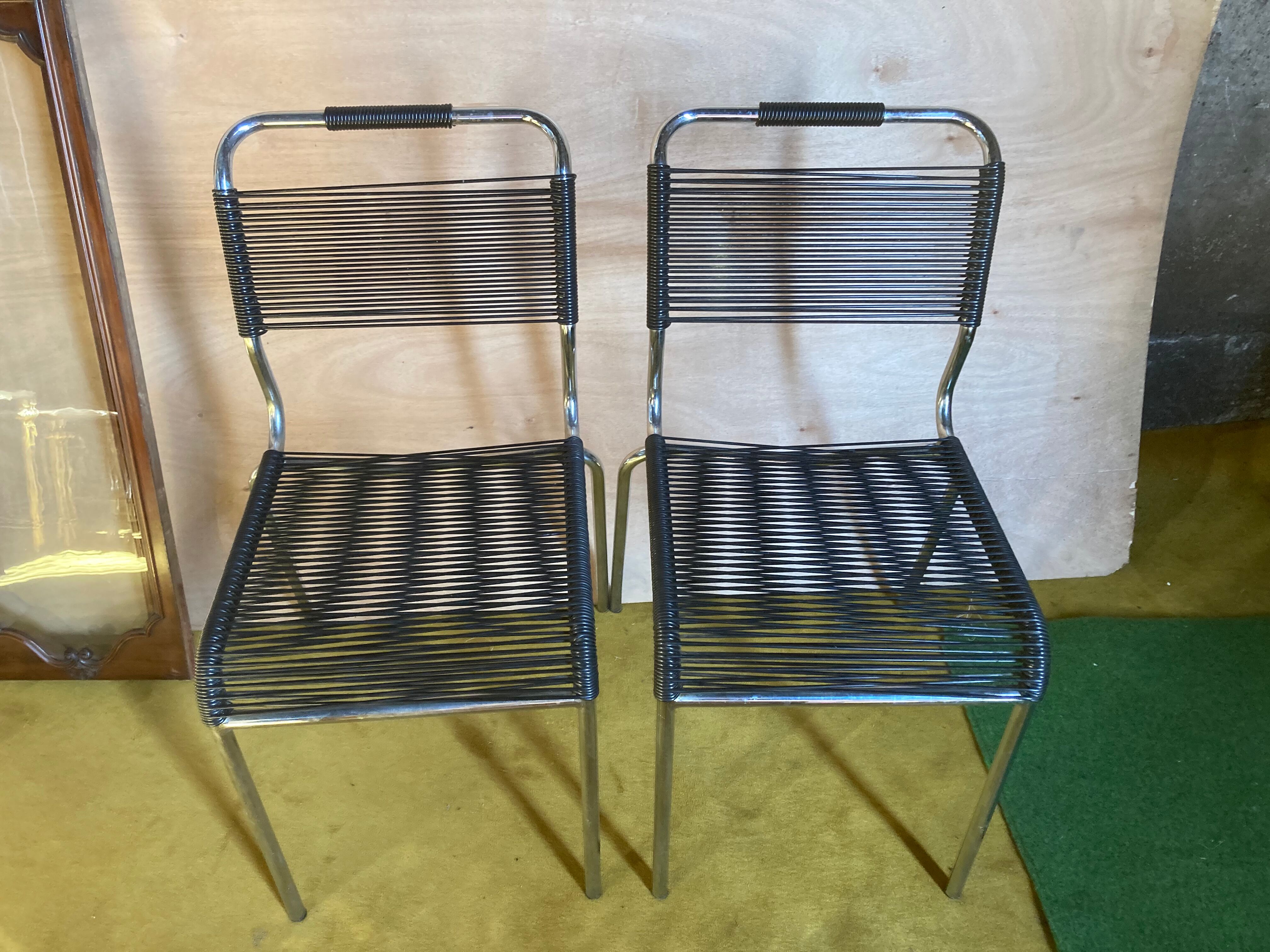 Paire de chaises scoubidou