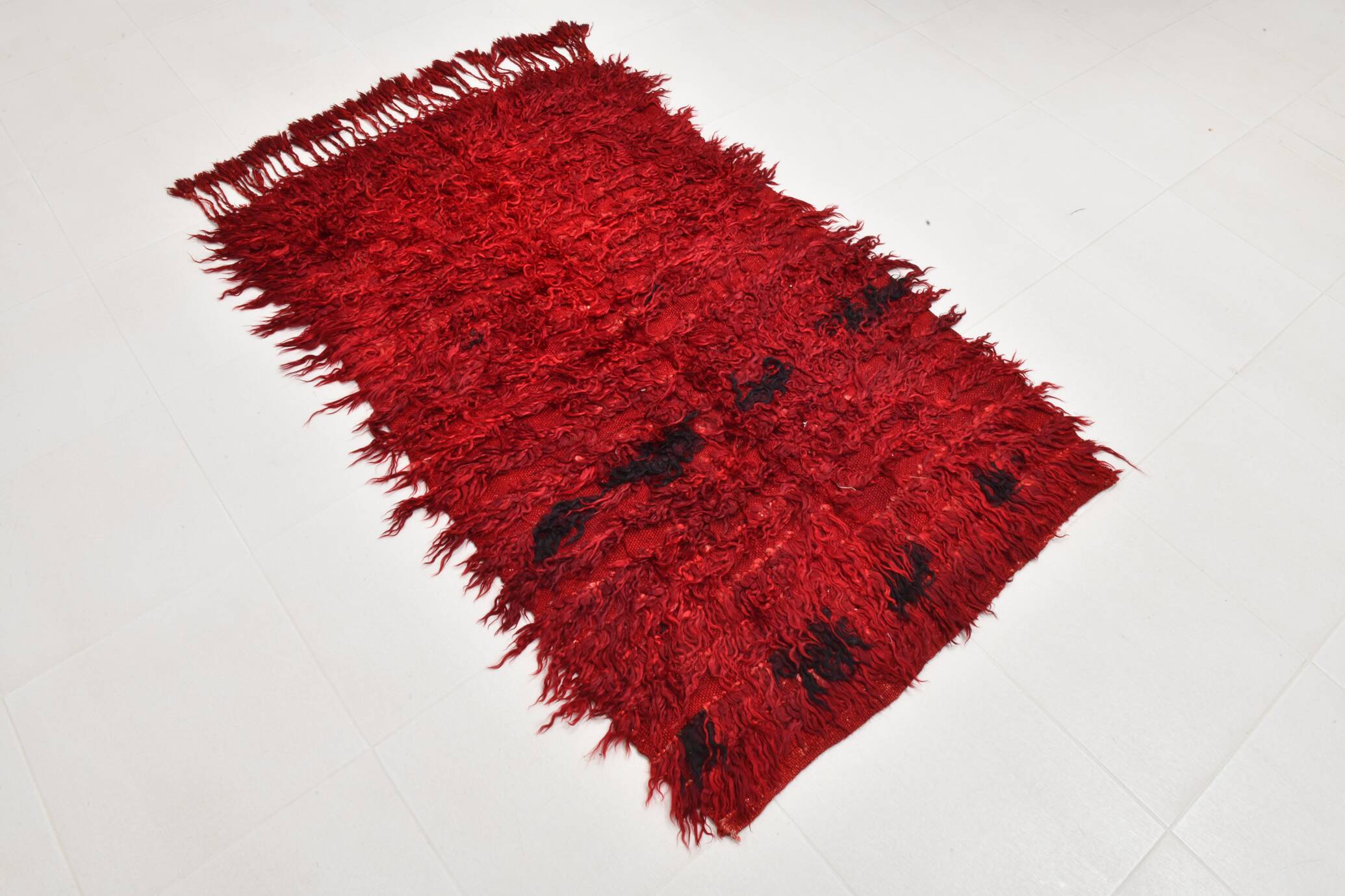 Tapis kilim turc rouge vin, petit format, 3 x 5, 100 x 162 cm