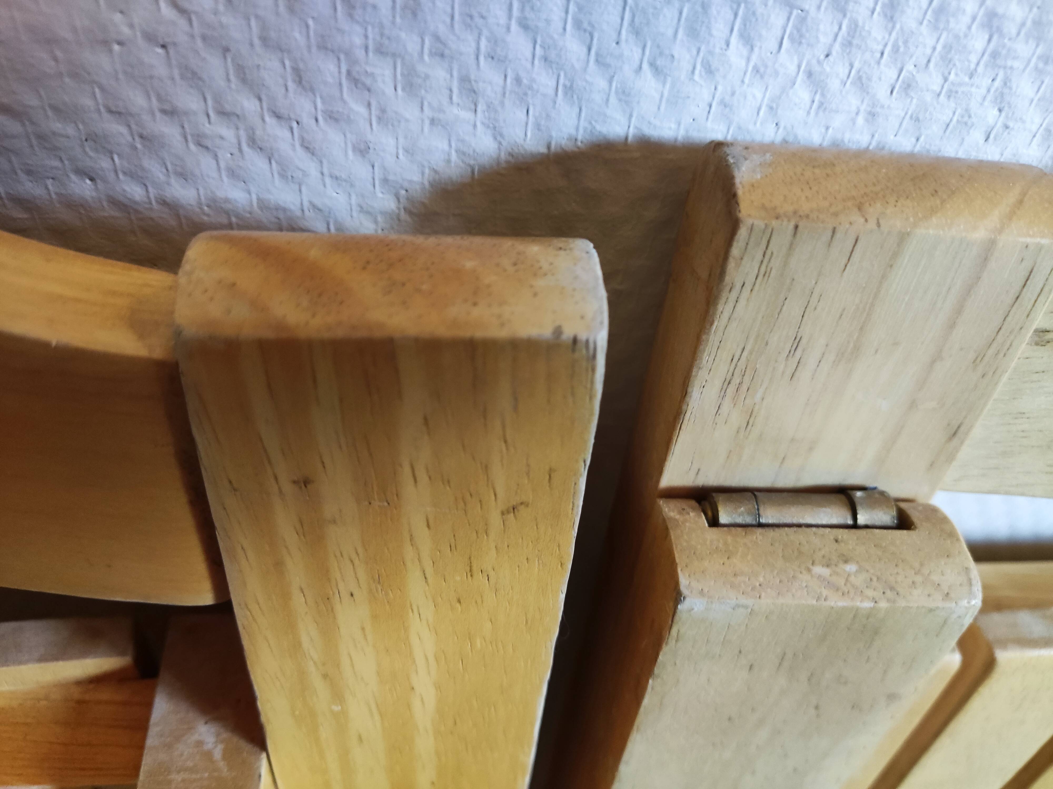 wooden folding chairs