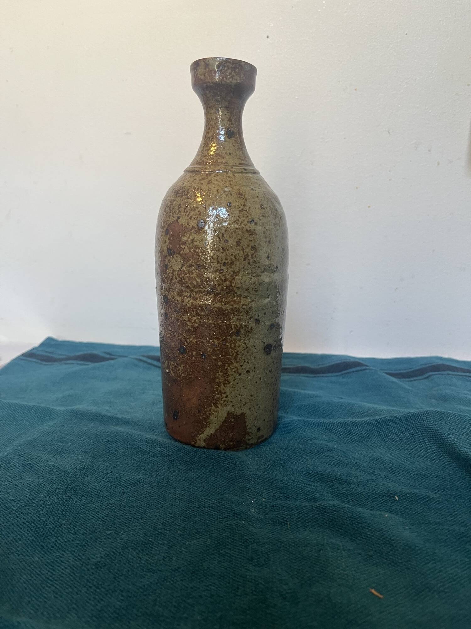 Fine vase in pyrite stone