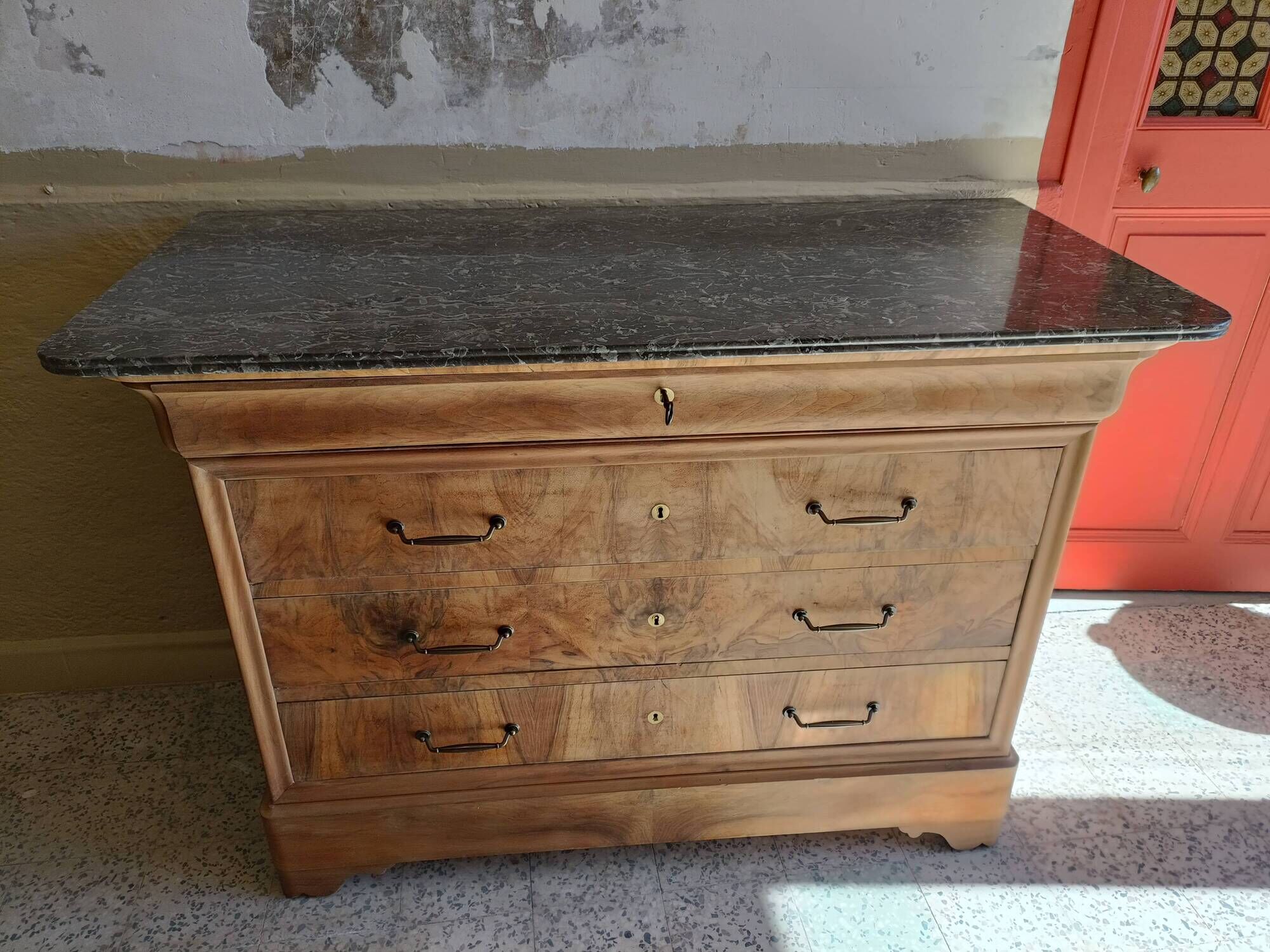 Commode Louis Philippe rénovée