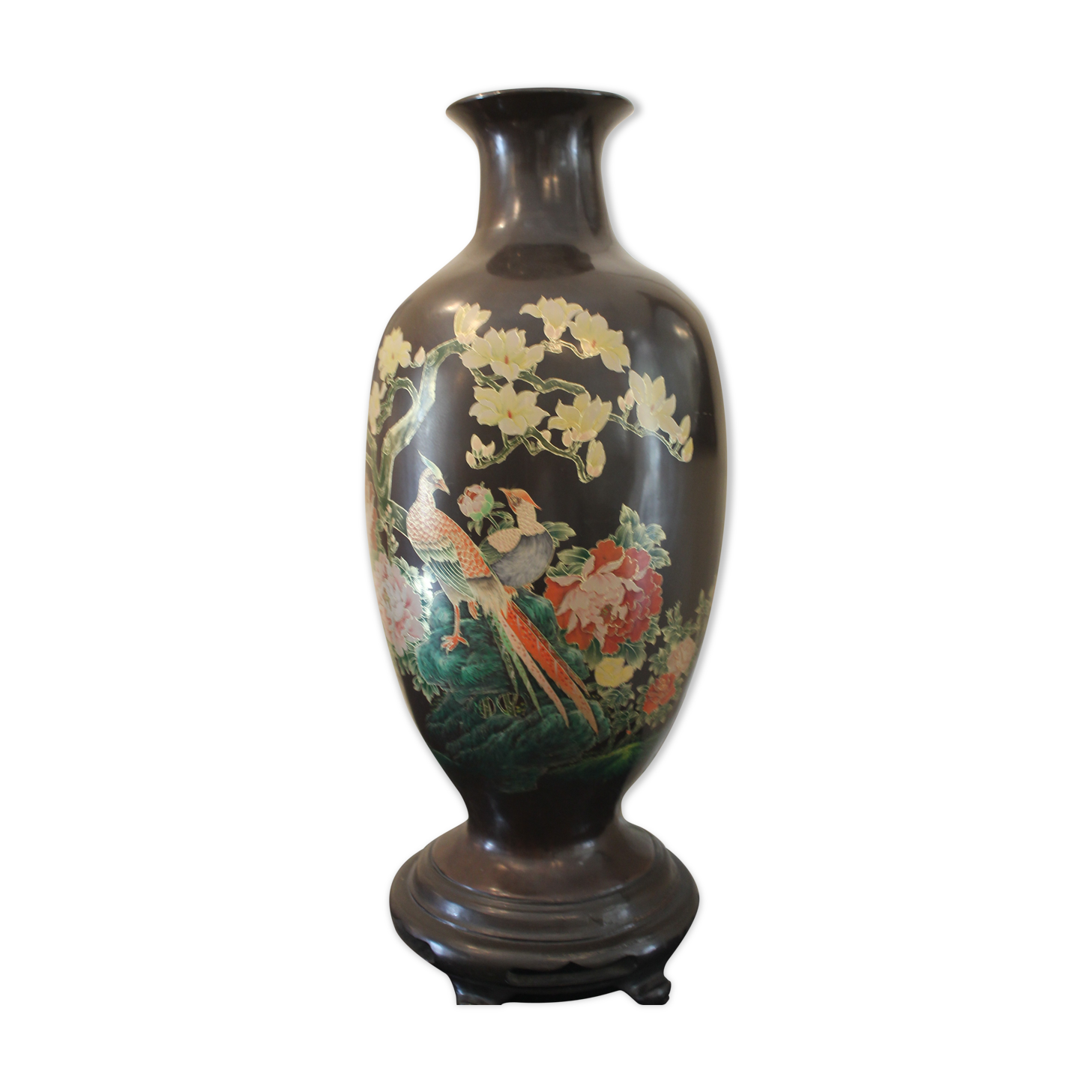 Chinese vase from the 20th century
