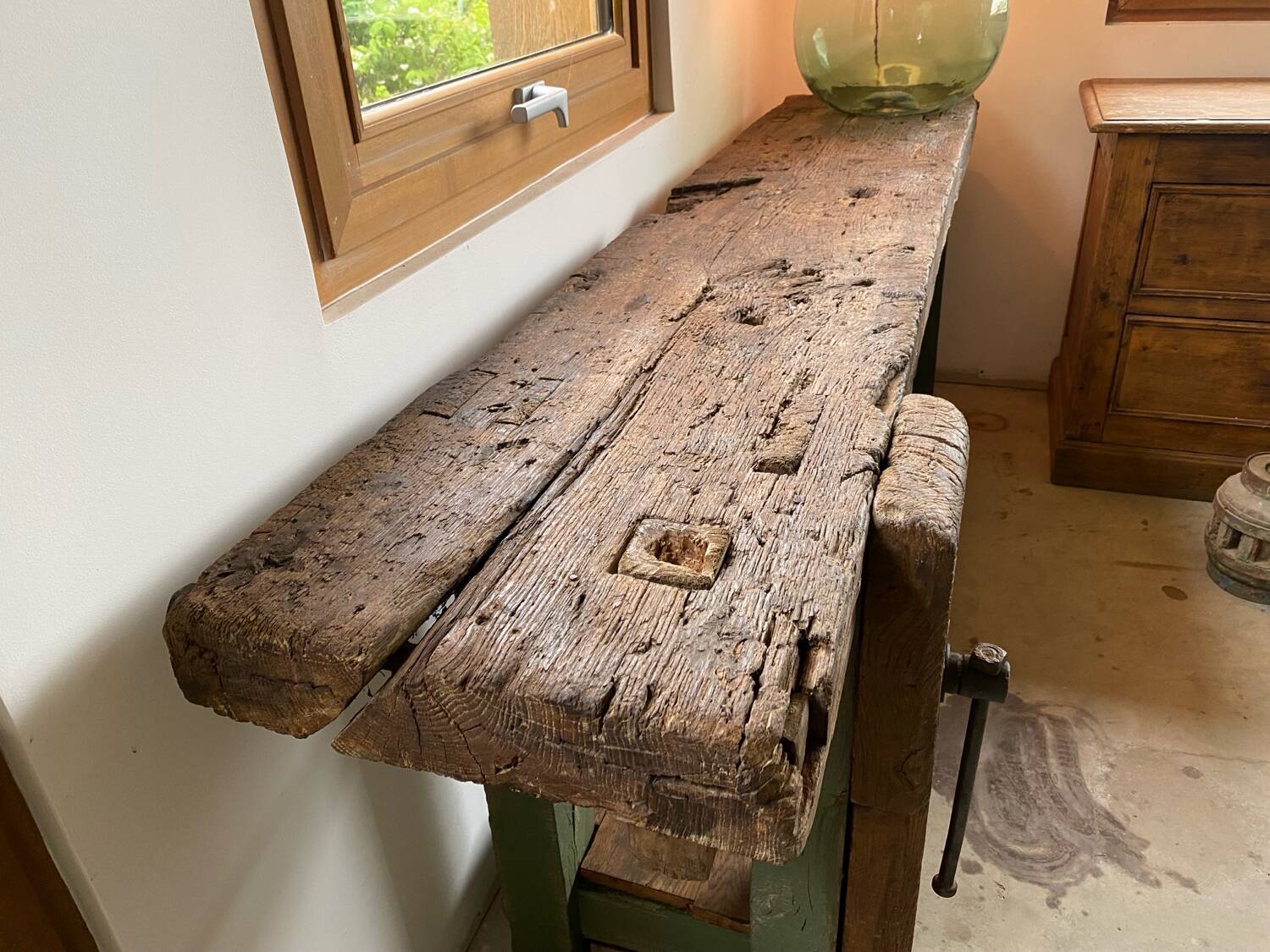 Wooden carpenter's workbench