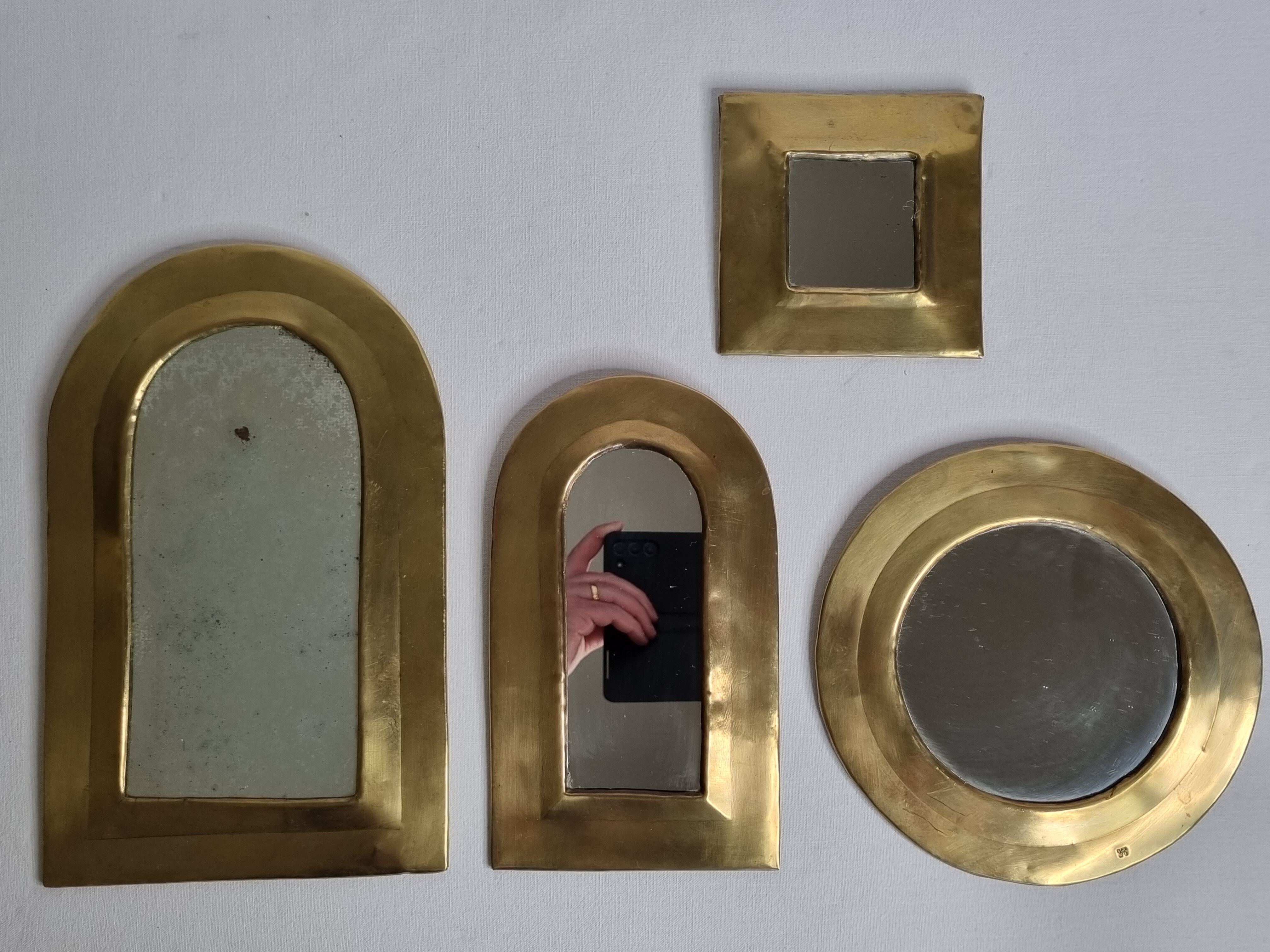 Set of 4 Moroccan mirrors in vintage brass 27 cm