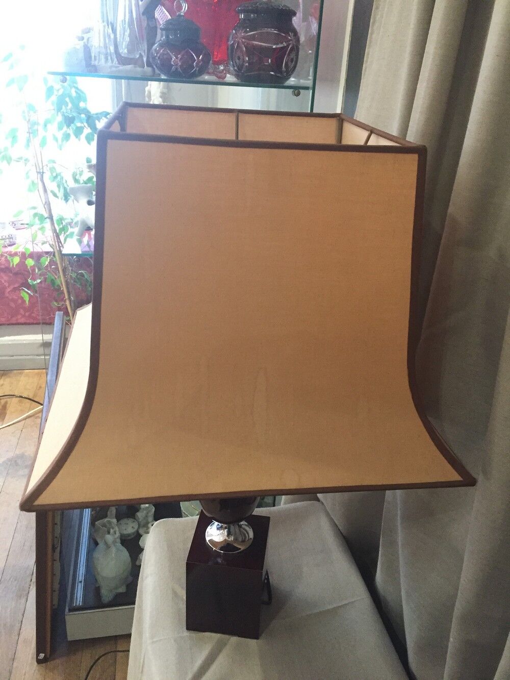 Lacquered table lamp Philippe Barbier years 1970