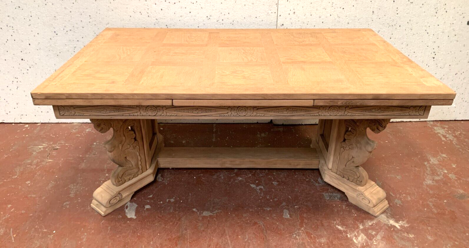 Renaissance style table in solid oak, 20th century