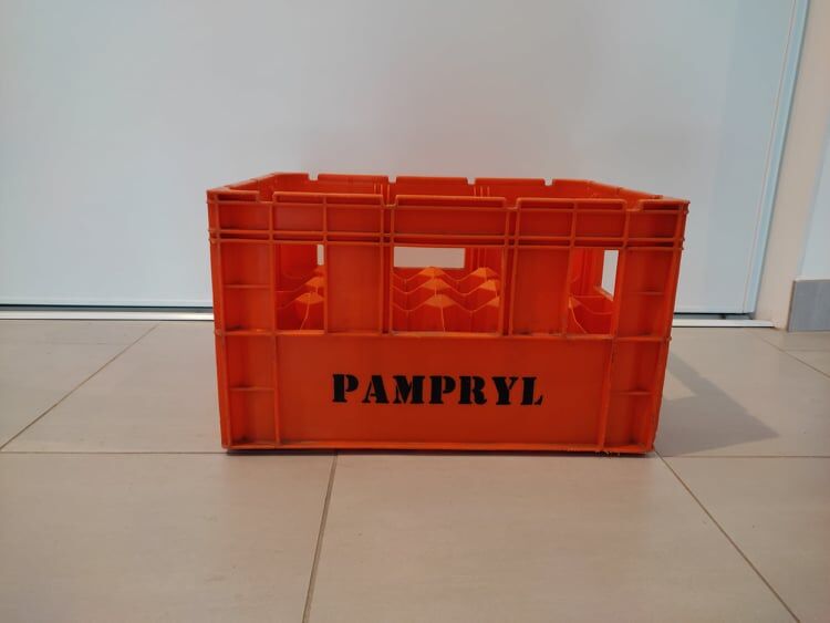 Pampryl Banga plastic bottle box