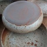 Assiettes creuses en grès de Puisaye par Jean-Pierre Prud'homme