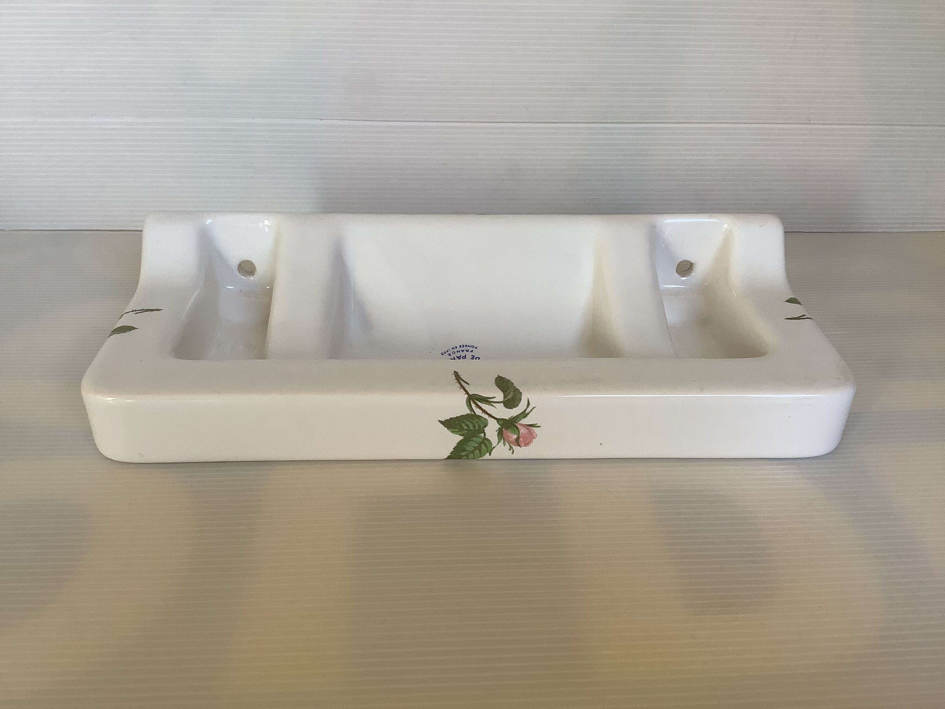 Paris porcelain shelf pink roses