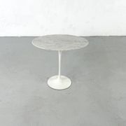 Tulip oval side table by Eero Saarinen for Knoll International – 1960s