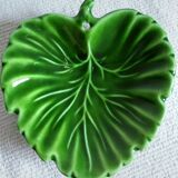 Three. Vintage leaf decoration pockets