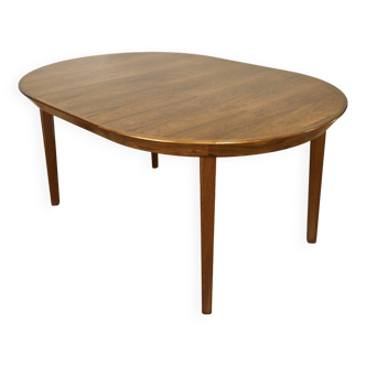 Table à manger danoise en Palissandre d'Ole Hald pour Gudme Møbelfabrik 1960's