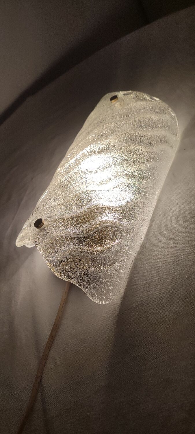 Murano glass wall lamp. Italy, 1980s.