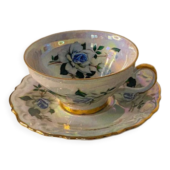 Pearlescent porcelain tea cup set
