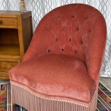 Pink velvet toad armchair