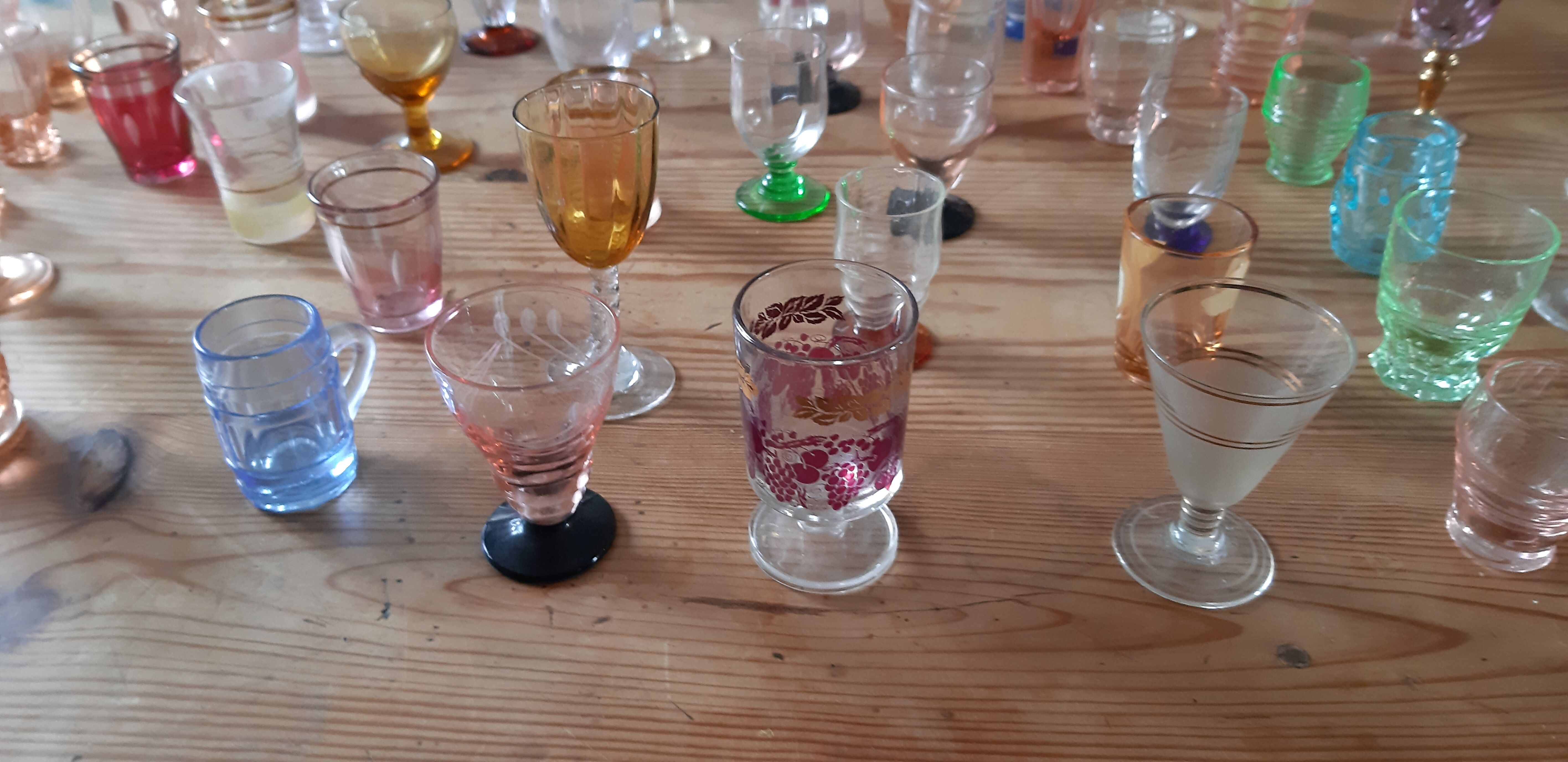 111 Collection Color Glasses