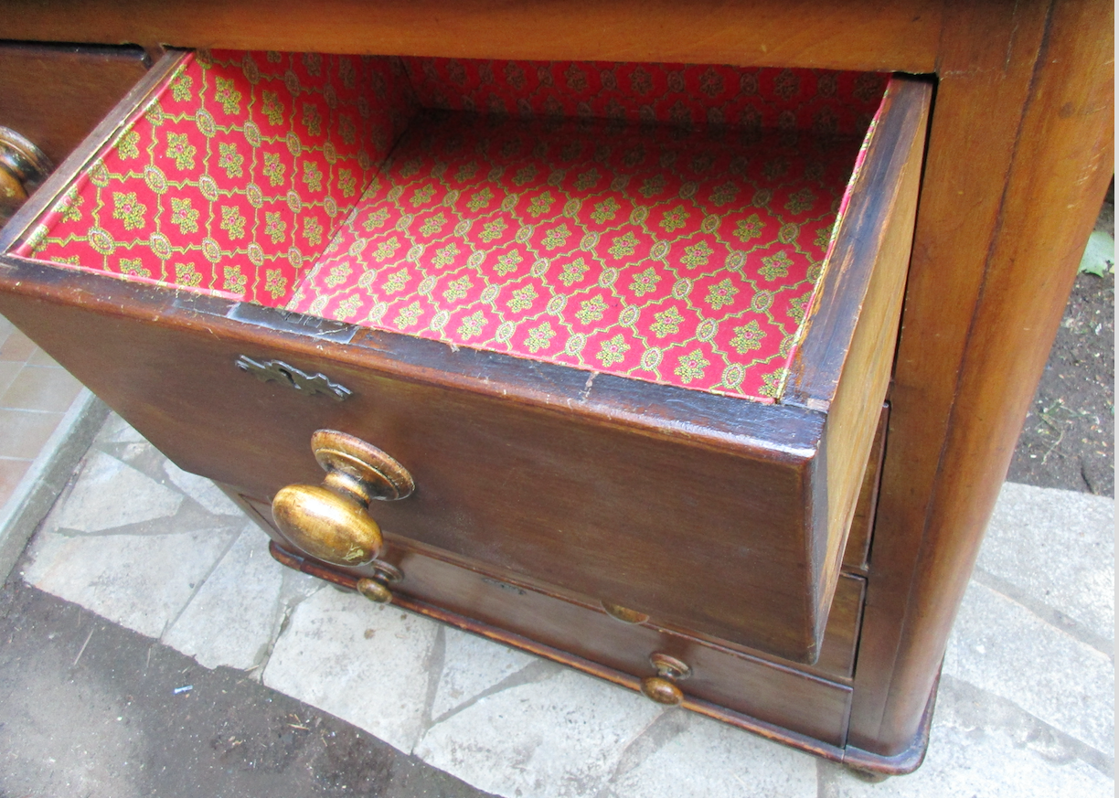 Chest of drawer vintage "English flea market"